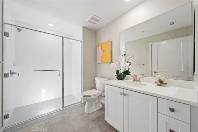 127 Bowery, Irvine, CA 92612