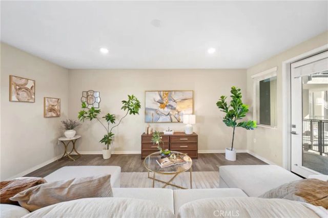 127 Bowery, Irvine, CA 92612