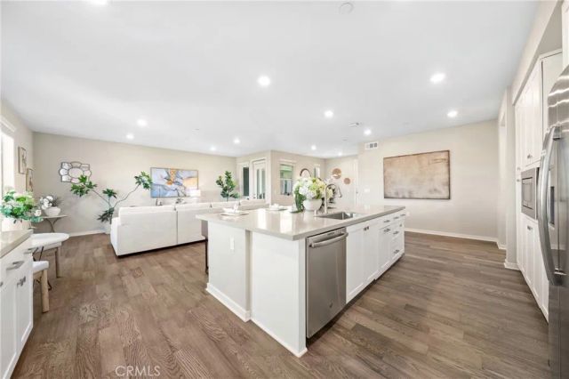 127 Bowery, Irvine, CA 92612