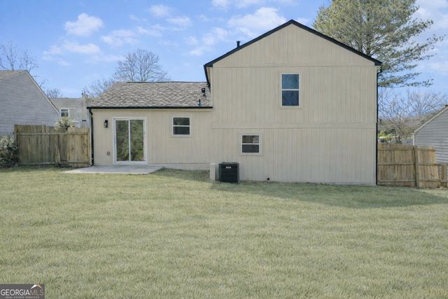 4592 Garden Hills Drive, Stone Mountain, GA 30083