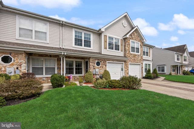 114 BUCKINGHAM WAY, Mount Laurel, NJ 08054