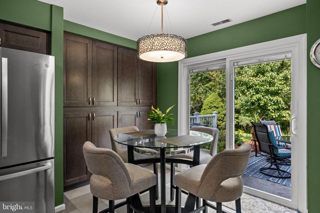 114 BUCKINGHAM WAY, Mount Laurel, NJ 08054