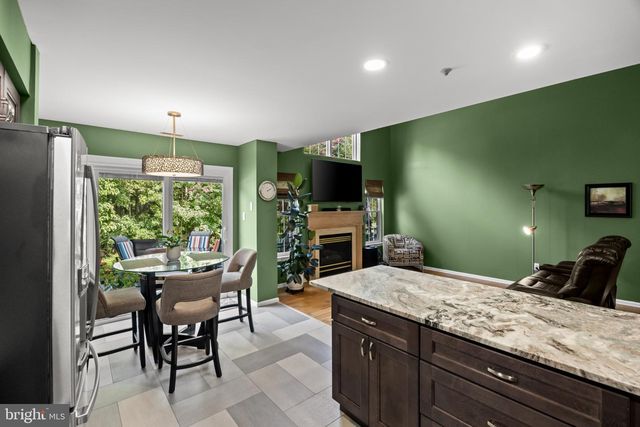 114 BUCKINGHAM WAY, Mount Laurel, NJ 08054