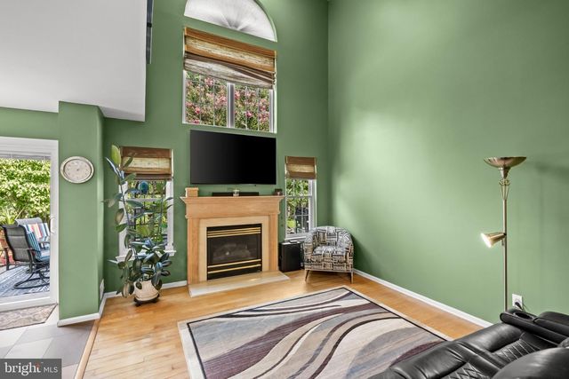 114 BUCKINGHAM WAY, Mount Laurel, NJ 08054