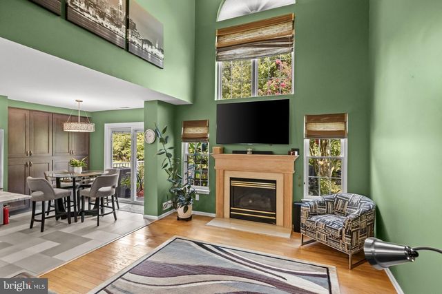114 BUCKINGHAM WAY, Mount Laurel, NJ 08054