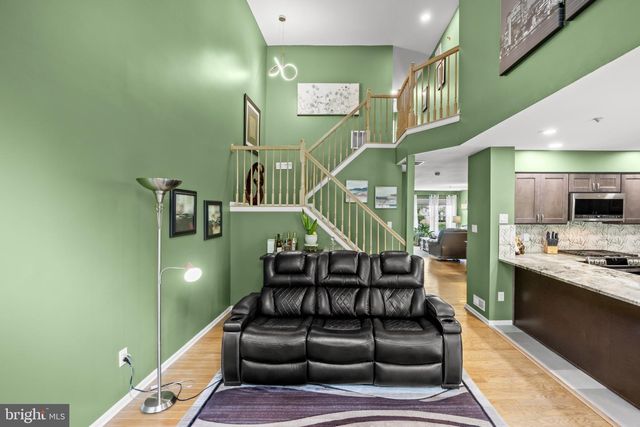 114 BUCKINGHAM WAY, Mount Laurel, NJ 08054