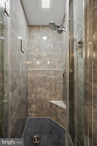 114 BUCKINGHAM WAY, Mount Laurel, NJ 08054