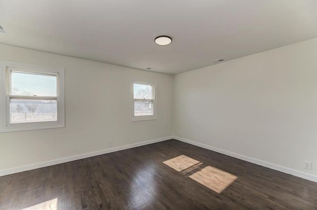 6218 W Foster Avenue, Chicago, IL 60630