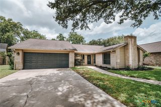 505 Bramble Bush Lane, Victoria, TX 77904