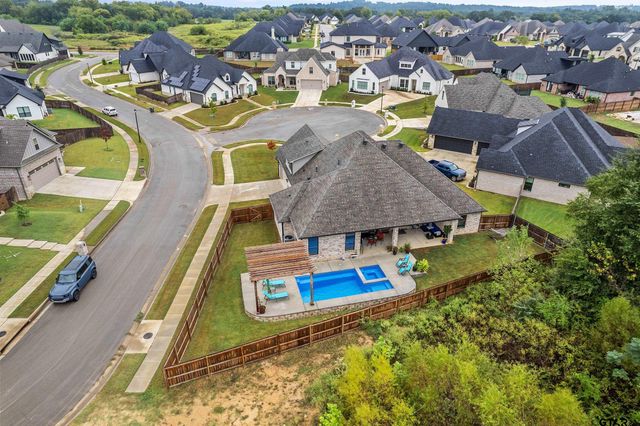 4212 Indian Creek Ct, Tyler, TX 75703