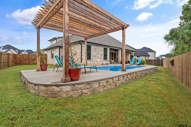 4212 Indian Creek Ct, Tyler, TX 75703