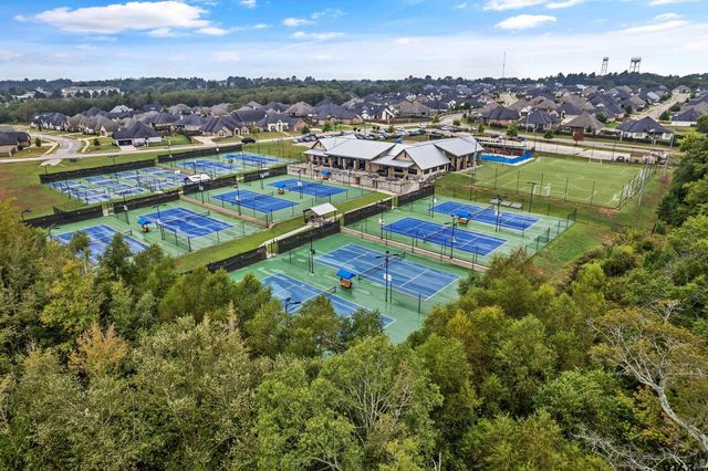 4212 Indian Creek Ct, Tyler, TX 75703