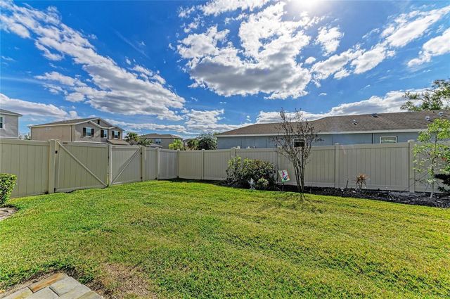 5635 LOS ROBLES COURT, Palmetto, FL 34221