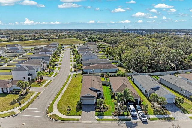 5635 LOS ROBLES COURT, Palmetto, FL 34221
