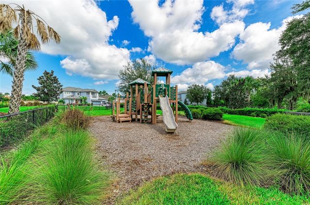 5635 LOS ROBLES COURT, Palmetto, FL 34221