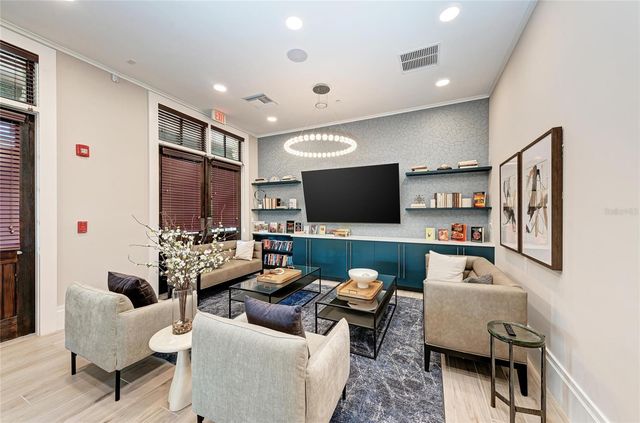 5635 LOS ROBLES COURT, Palmetto, FL 34221