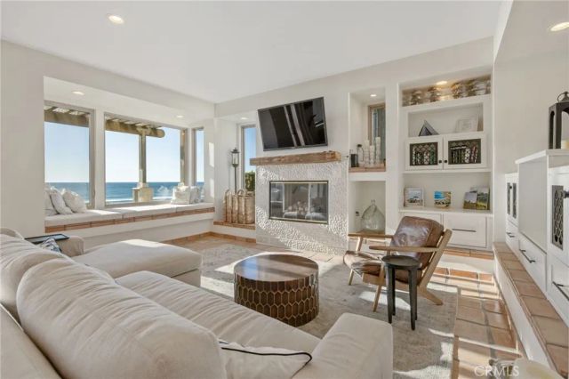 1234 Pacific, Cayucos, CA 93430