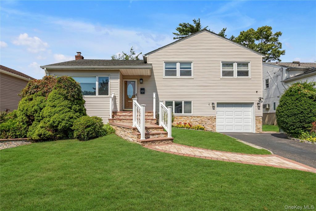 2669 Grayson Drive, East Meadow, NY 11554 — exterior