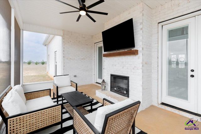 701 Pitts Road, Hawkinsville, GA 31036