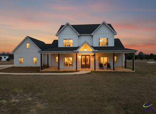 701 Pitts Road, Hawkinsville, GA 31036