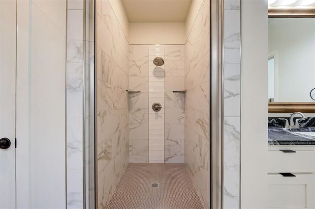 1724 W Trout Way, Mustang, OK 73064