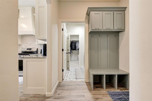 1724 W Trout Way, Mustang, OK 73064