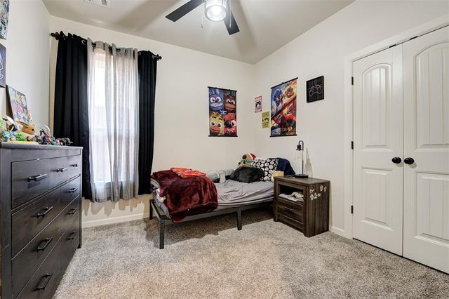 1724 W Trout Way, Mustang, OK 73064