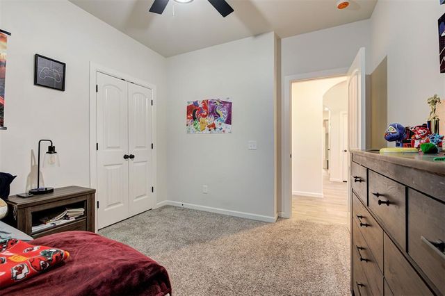 1724 W Trout Way, Mustang, OK 73064