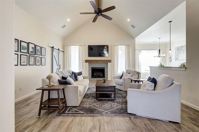 1724 W Trout Way, Mustang, OK 73064