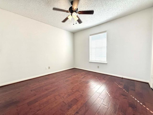 12100 Overbrook Lane 17D, Houston, TX 77077
