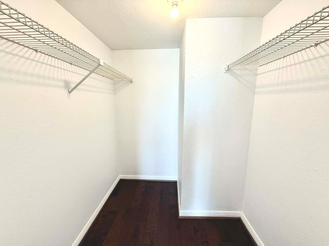 12100 Overbrook Lane 17D, Houston, TX 77077