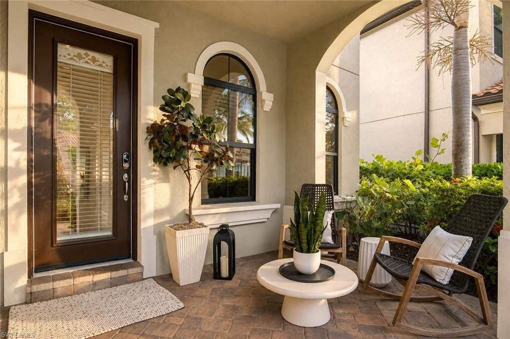 4433 Tamarind WAY, NAPLES, FL 34119 — photo 4