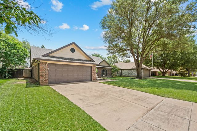7420 Meadowview Terrace, North Richland Hills, TX 76182