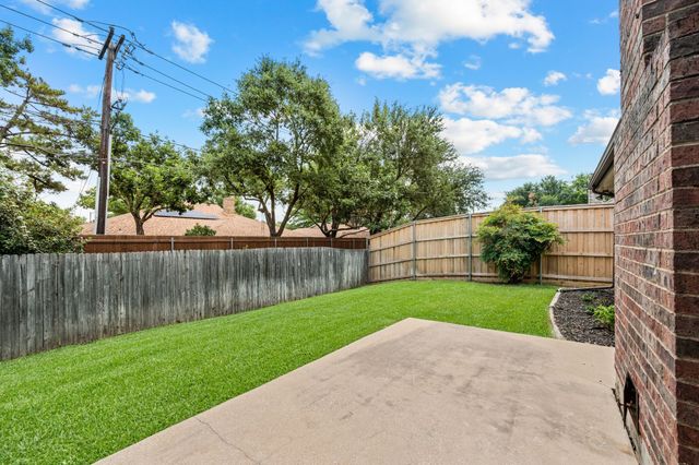 7420 Meadowview Terrace, North Richland Hills, TX 76182
