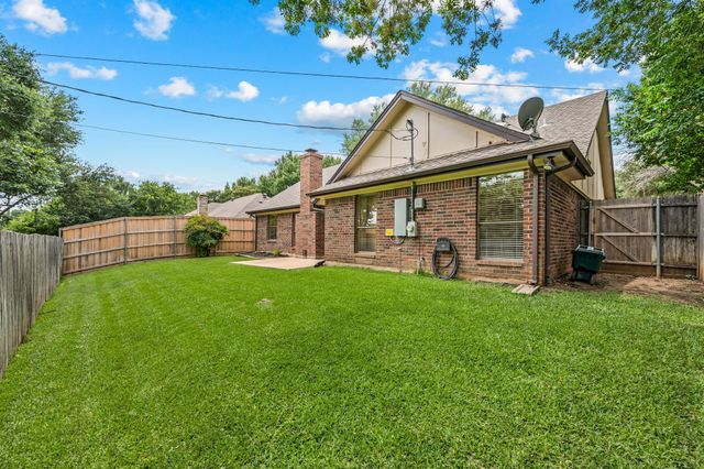 7420 Meadowview Terrace, North Richland Hills, TX 76182
