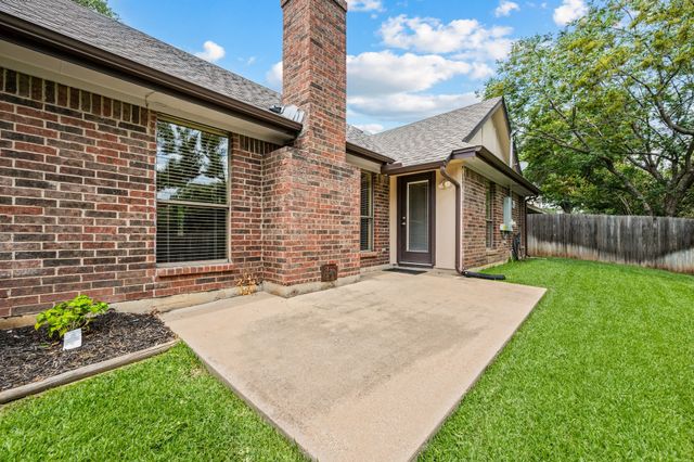 7420 Meadowview Terrace, North Richland Hills, TX 76182