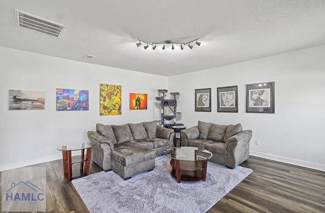 912 Meloney Drive, Hinesville, GA 31313