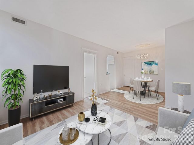 622 S Haywood Street 107, Waynesville, NC 28786