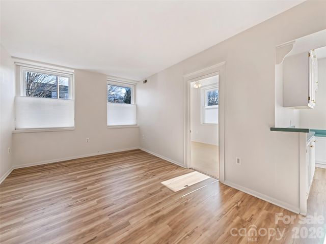 622 S Haywood Street 107, Waynesville, NC 28786