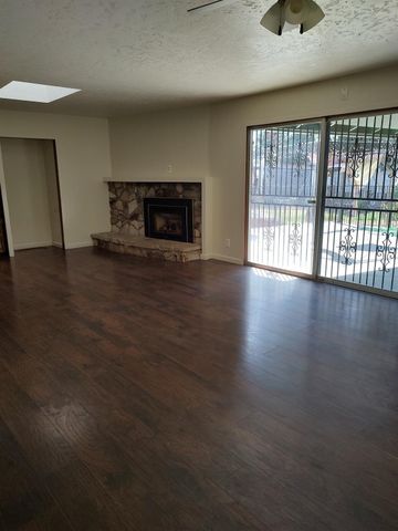 1448 E Gettysburg Avenue, Fresno, CA 93704