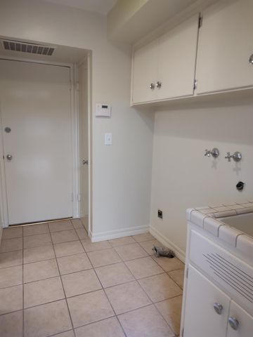 1448 E Gettysburg Avenue, Fresno, CA 93704