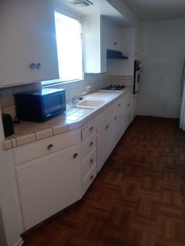 1448 E Gettysburg Avenue, Fresno, CA 93704