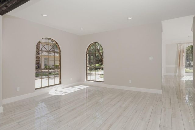 24 Hornsilver, The Woodlands, TX 77381
