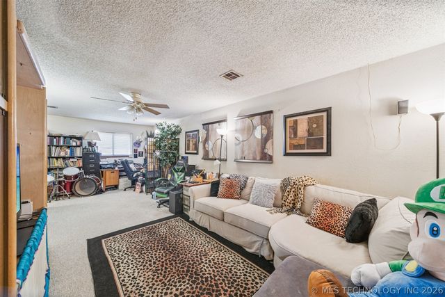 6617 S 78th East Avenue, Tulsa, OK 74133