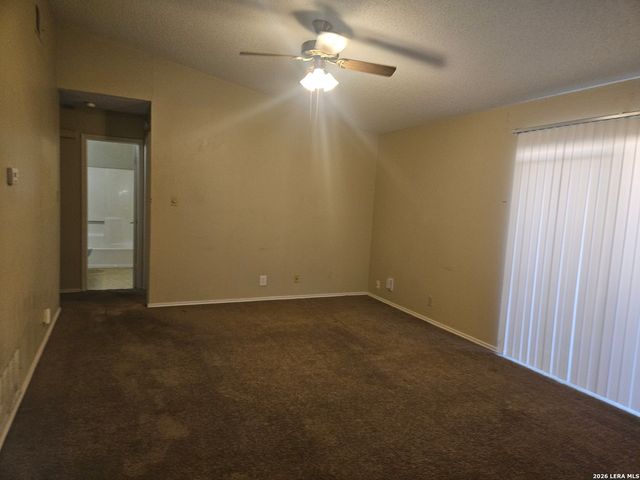 5319 ASHBURY DR, San Antonio, TX 78250