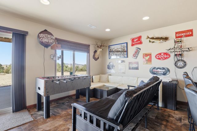 13378 SUNSET LN, Hot Springs, SD 57747