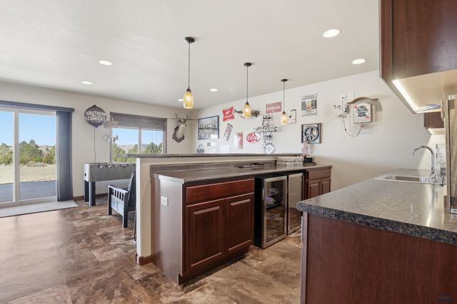 13378 SUNSET LN, Hot Springs, SD 57747