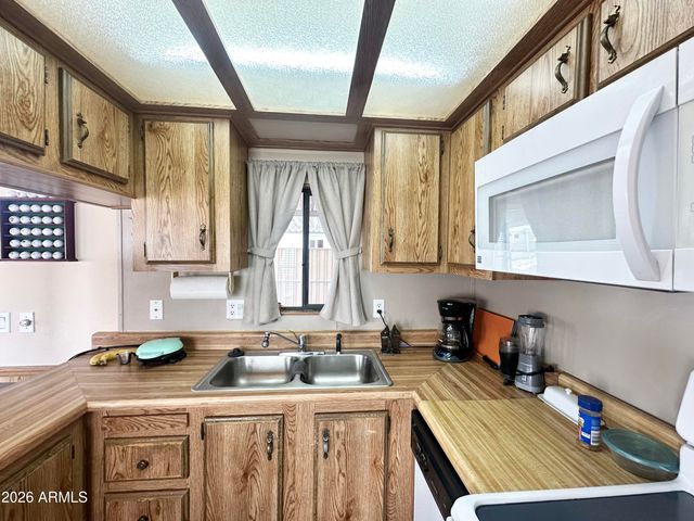 219 S MOTHERLODE Drive, Apache Junction, AZ 85119