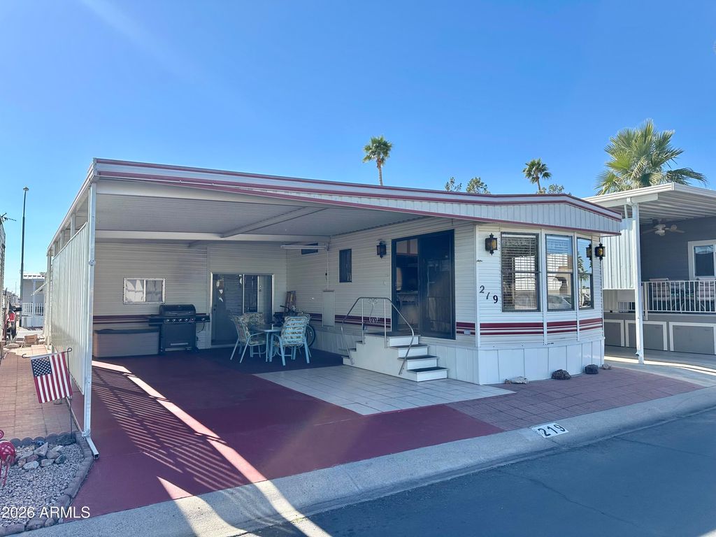 219 S MOTHERLODE Drive, Apache Junction, AZ 85119