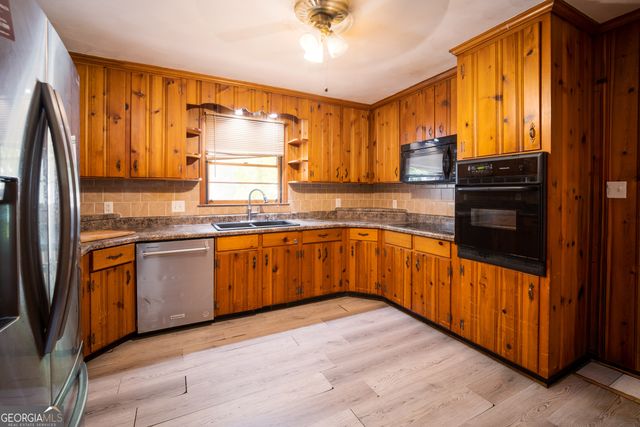 2928 Southshore Drive, Macon, GA 31204